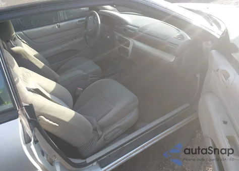 2005 Chrysler Sebring Touring из США, поврежденный, VIN 1C3EL55R85N620014